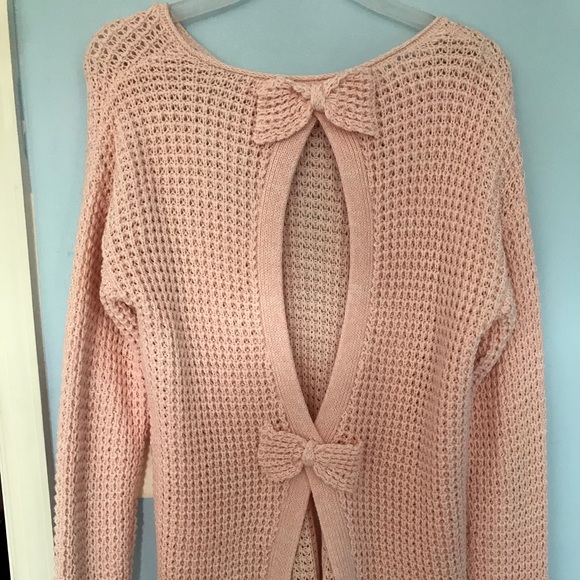 Pink Sweater - Picture 2 of 7